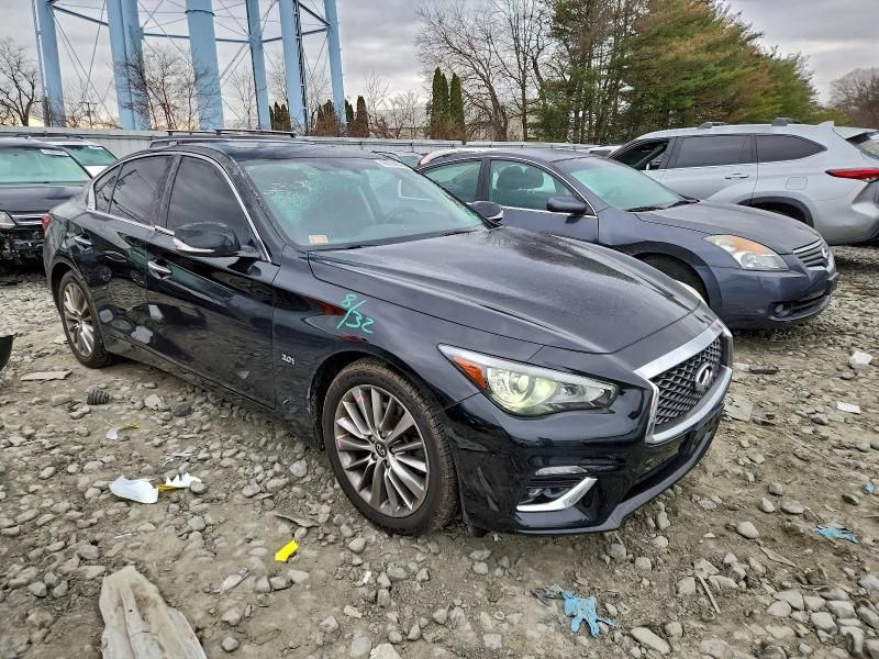 2018 Infiniti Q50 Luxe