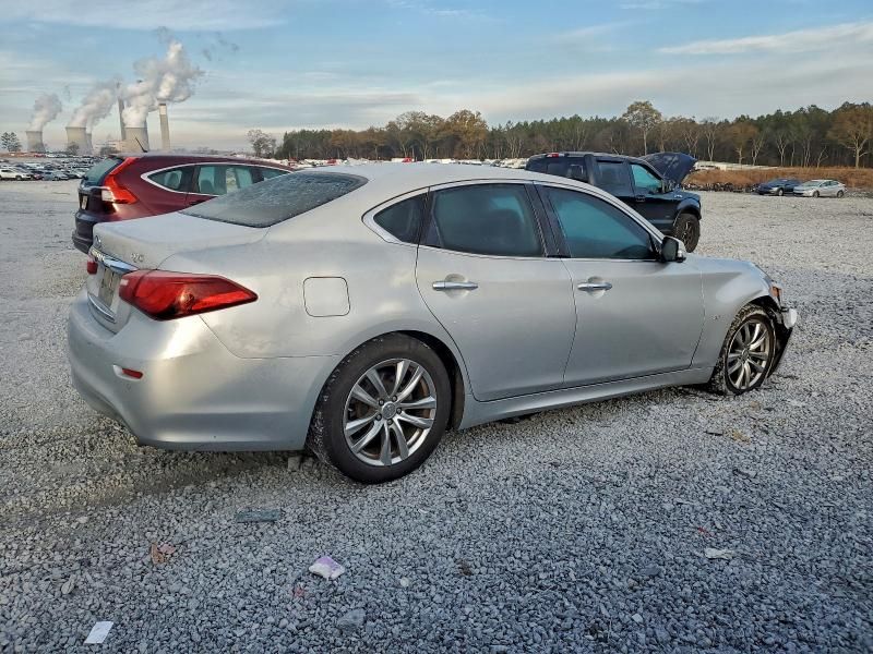 2018 Infiniti Q70 3.7 Luxe