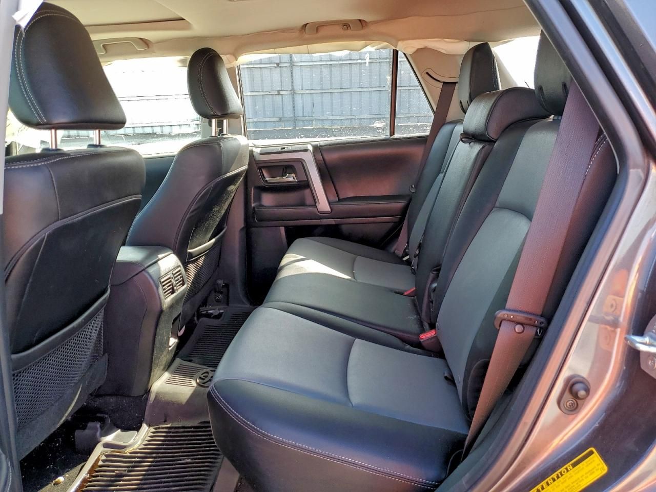 2023 Toyota 4runner se