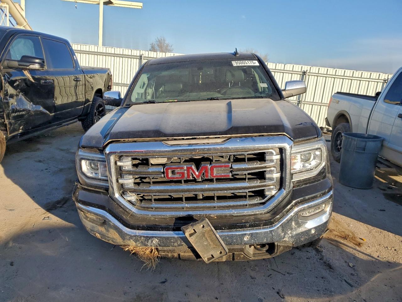 2017 GMC Sierra K1500 SLT