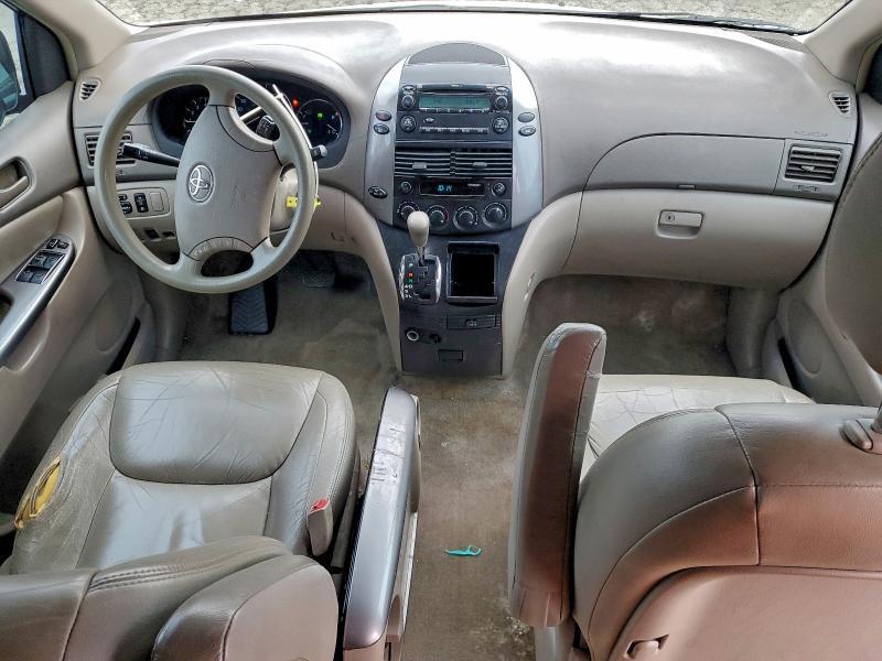 2006 Toyota Sienna ce