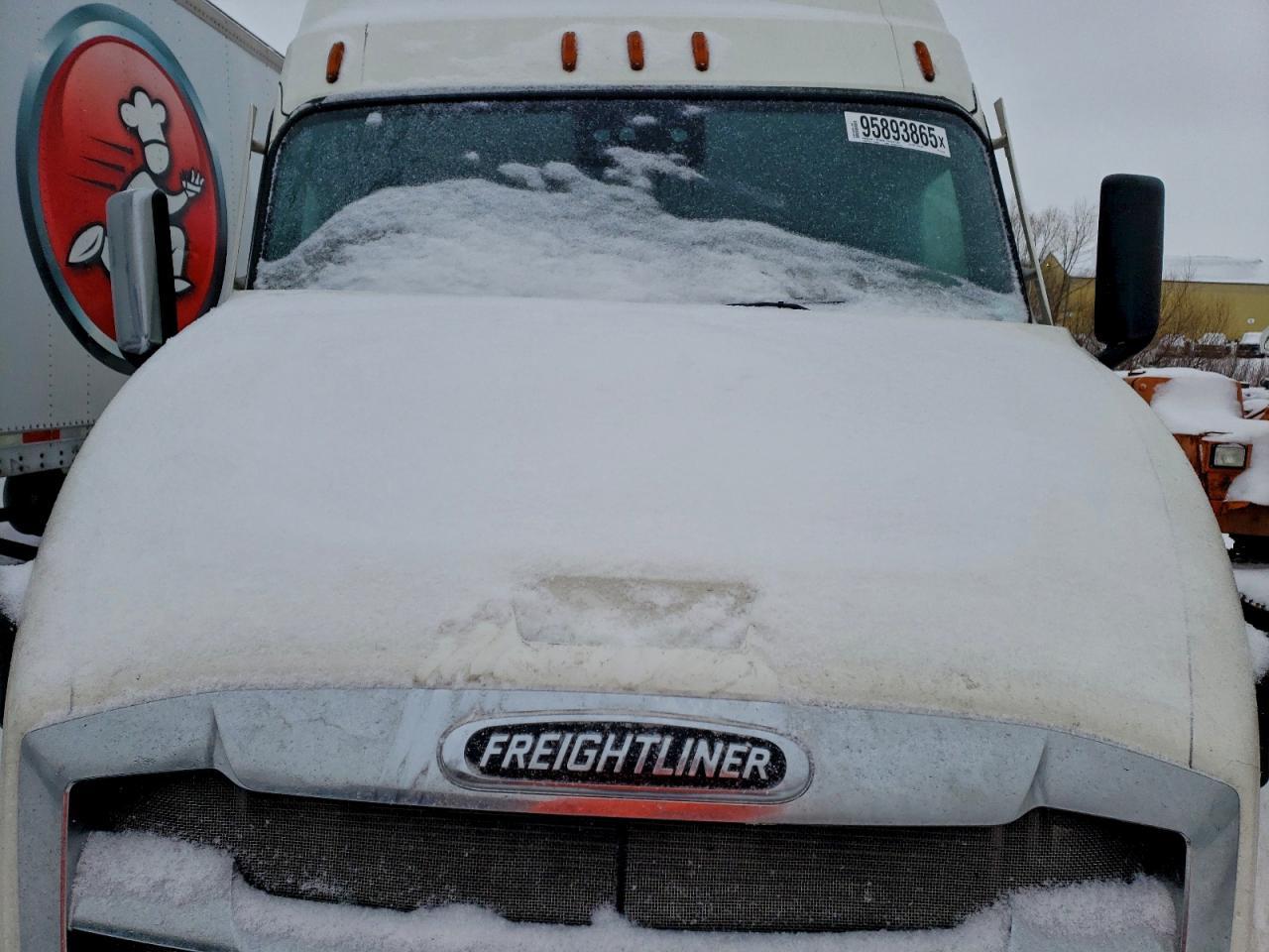 2020 Freightliner Cascadia 126