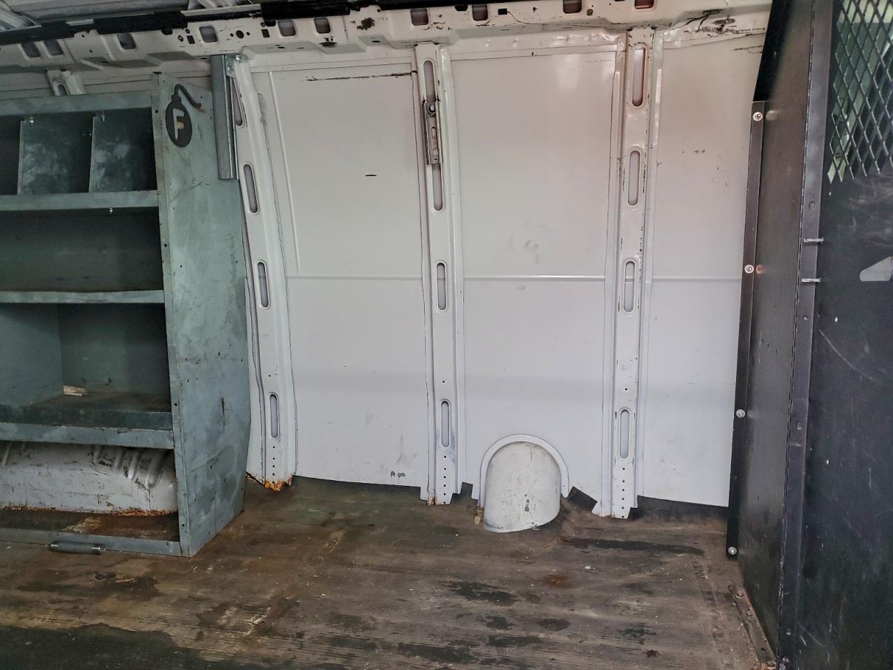 2013 Chevrolet Express 2500 Delivery Van