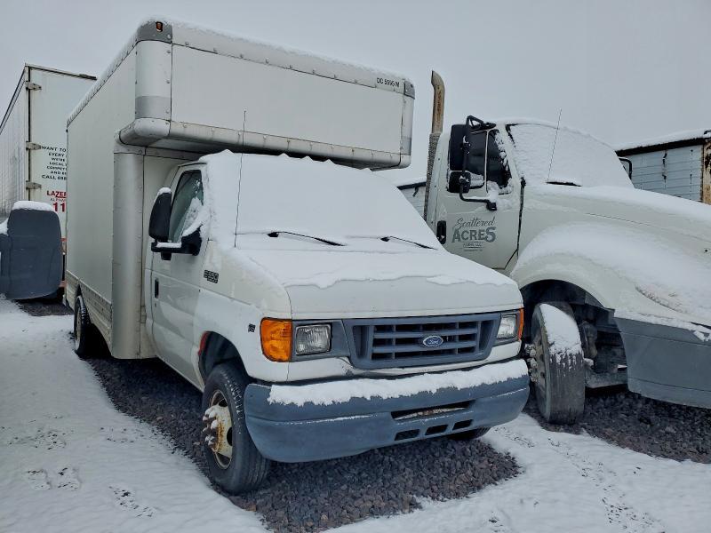 2006 Ford E450 BOX Truck