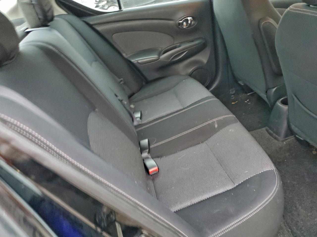 2016 Nissan Versa s