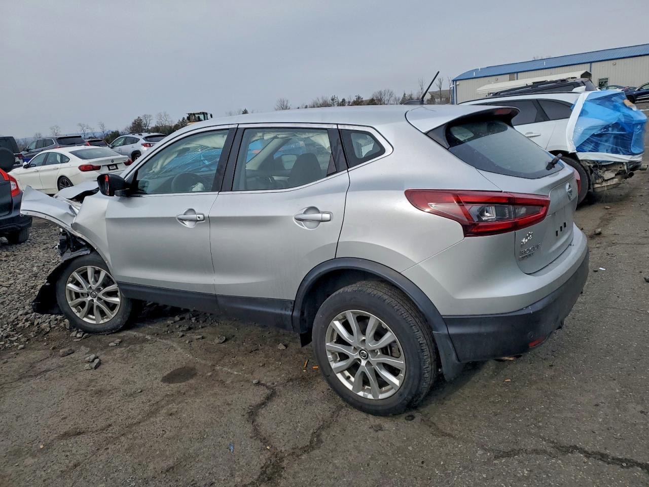 2021 Nissan Rogue Sport s