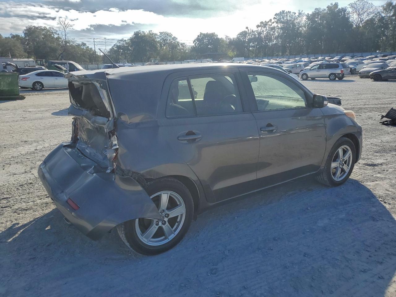 2013 Scion XD