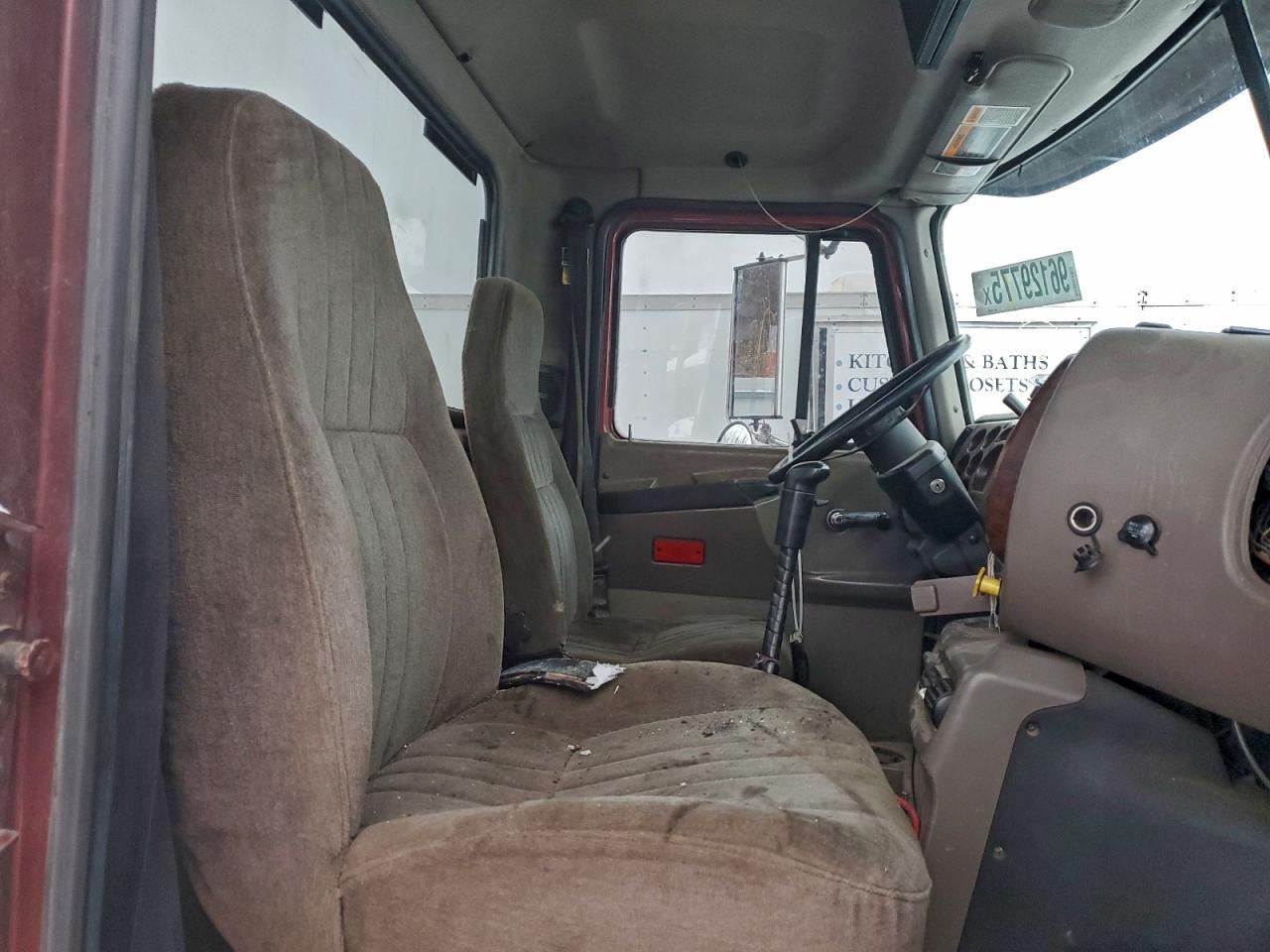 2002 Mack CH613 Semi Truck