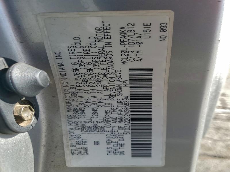 2004 Toyota Sienna xle