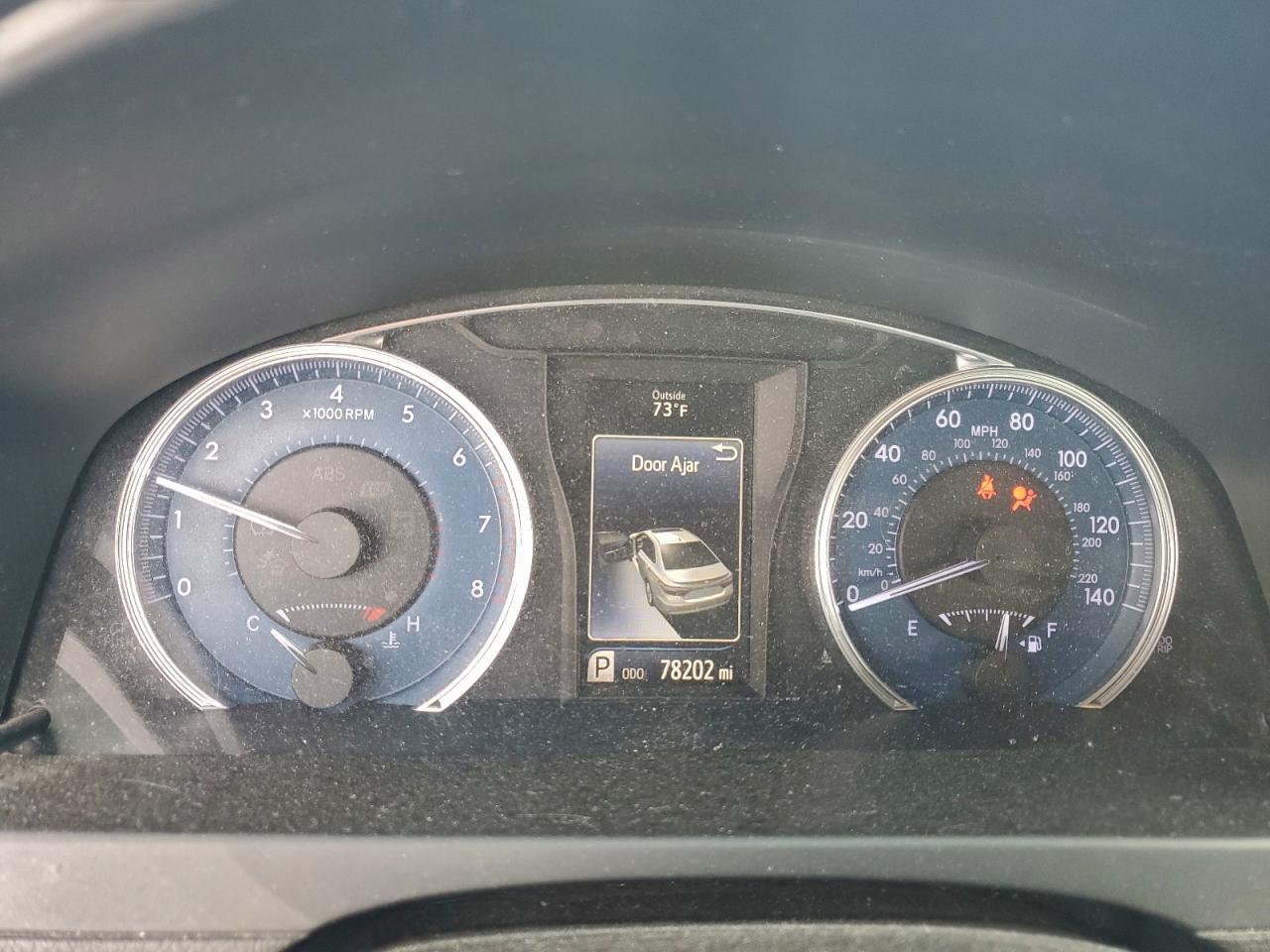 2017 Toyota Camry le