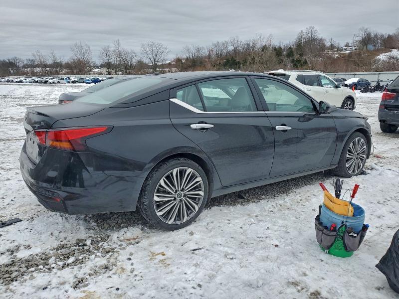 2024 Niss Altima 2.5 sl