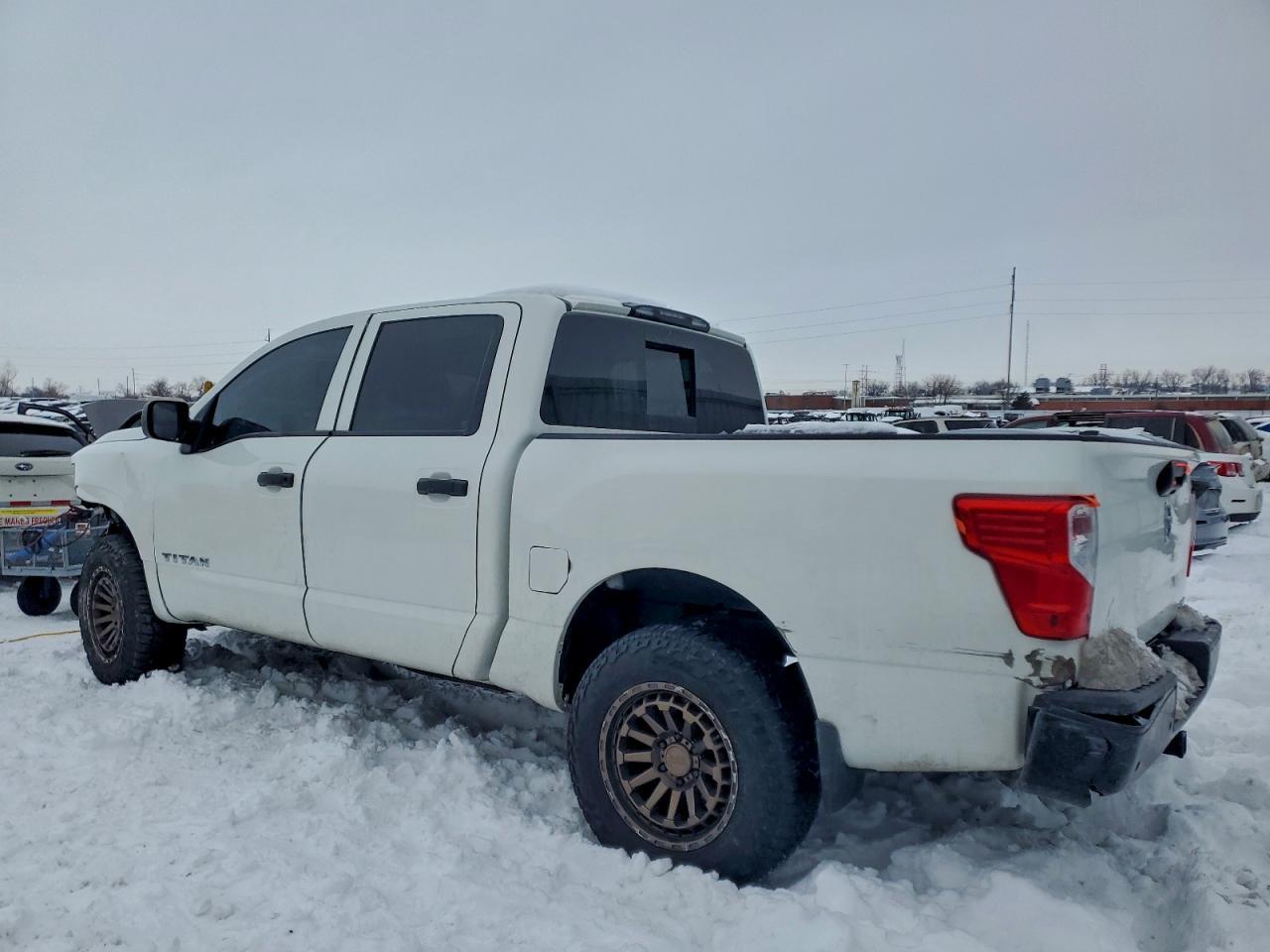 2021 Nissan Titan s
