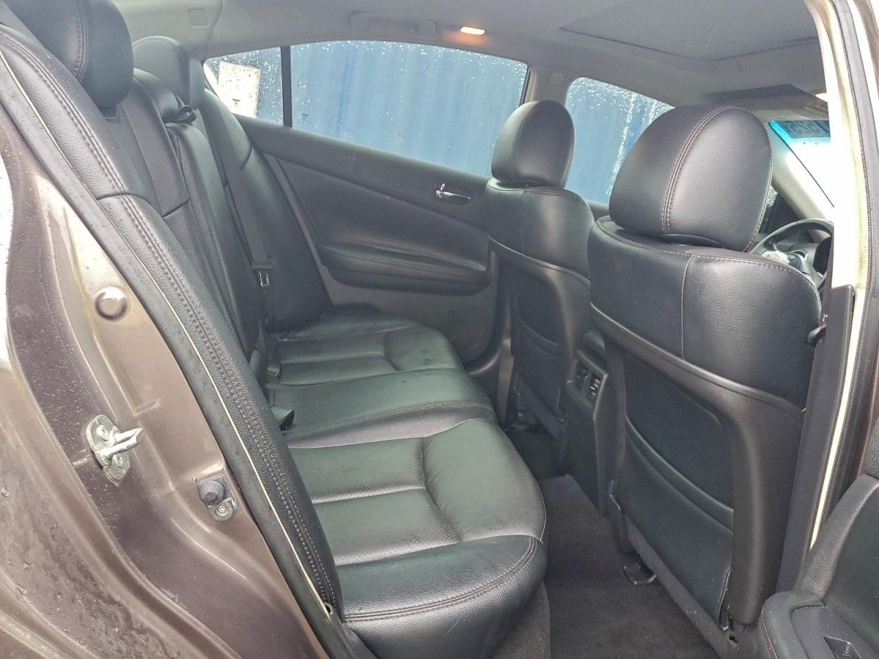 2012 Nissan Maxima s