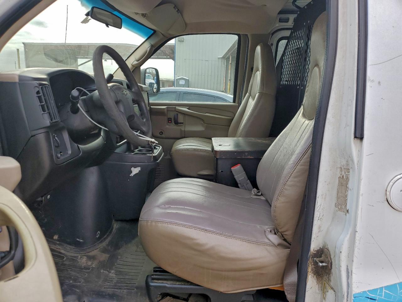 2006 Chevrolet Express G2500 Utility / Service Van