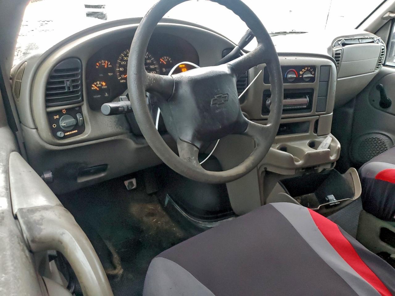 2004 Chev Astro