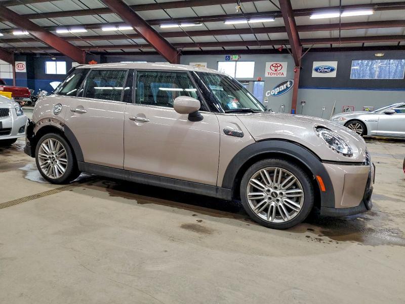 2023 Mini Cooper s