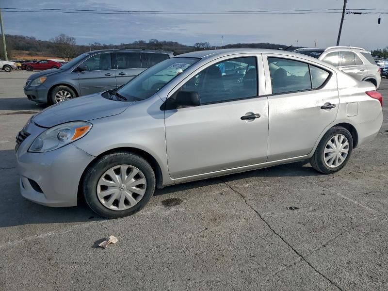 2014 Nissan Versa s