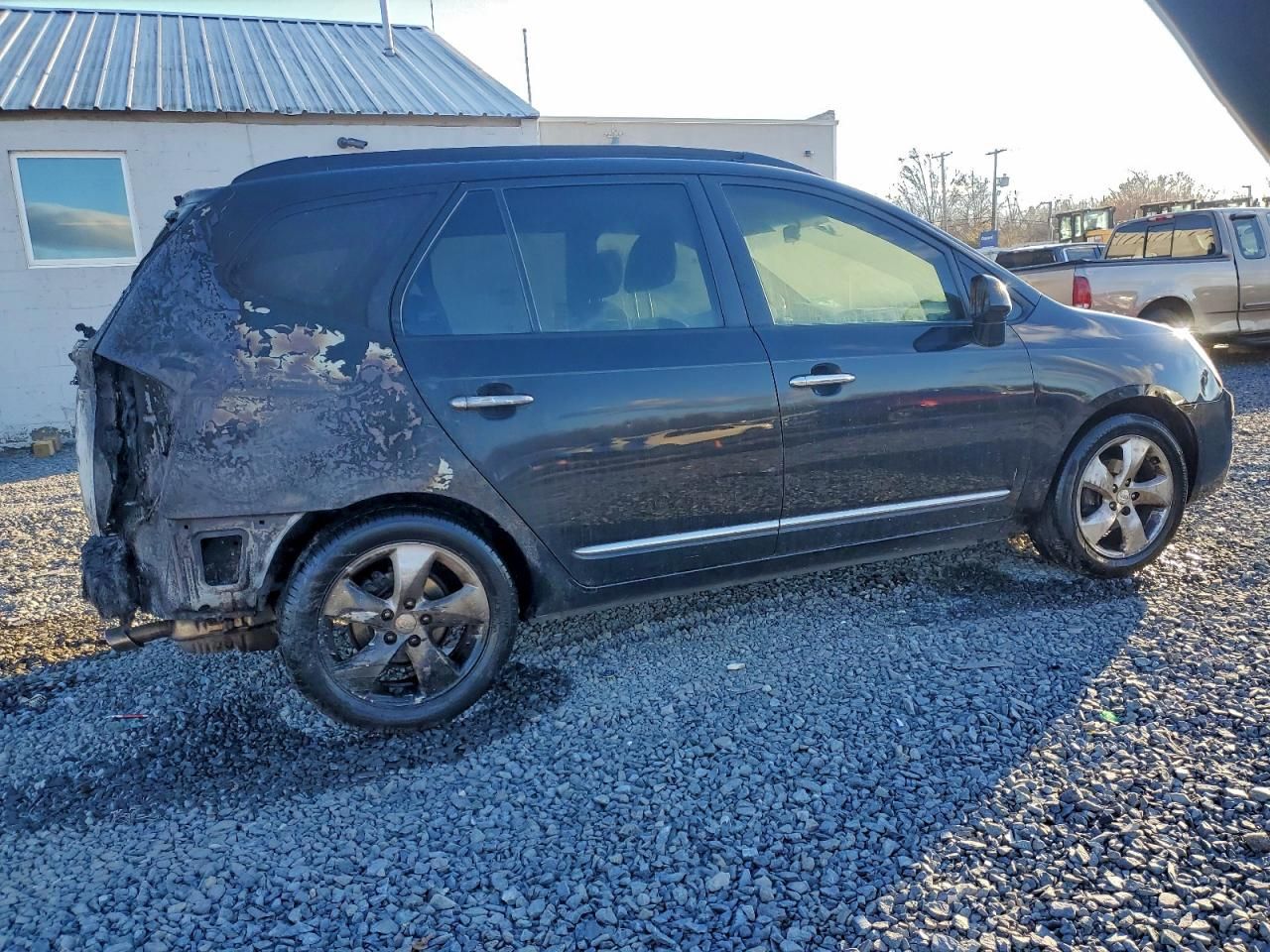 2007 KIA Rondo Base