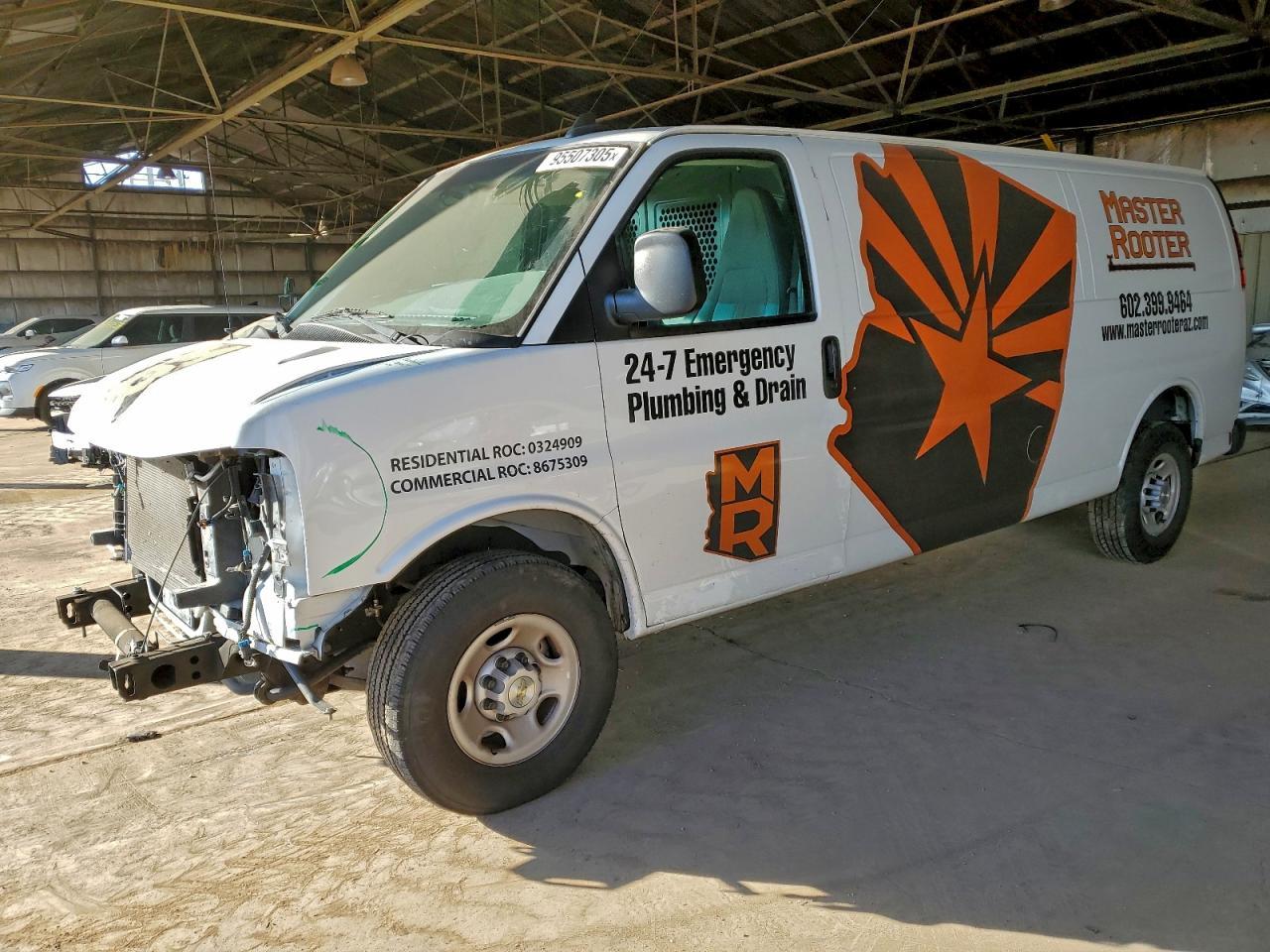 2023 Chevrolet Express G2500