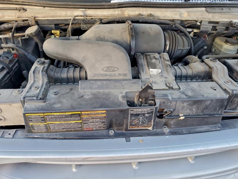 2000 Ford E350 BOX Truck