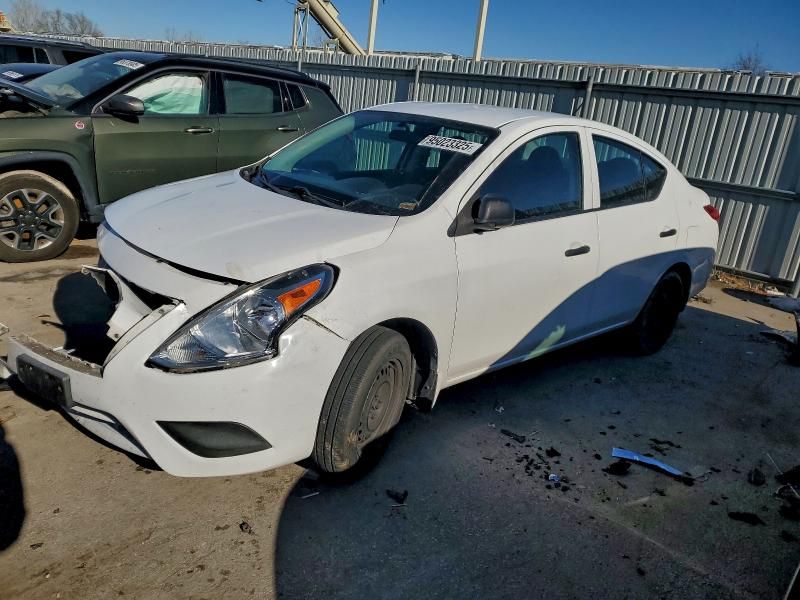 2015 Nissan Versa s