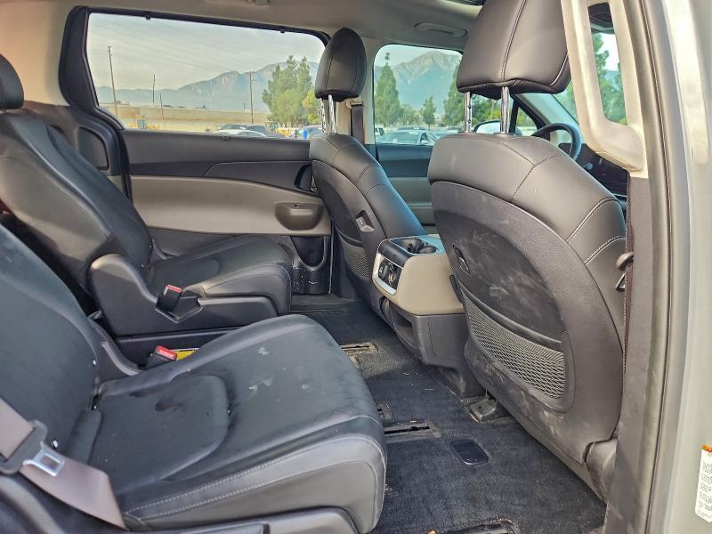 2025 KIA Carnival Hybrid sx