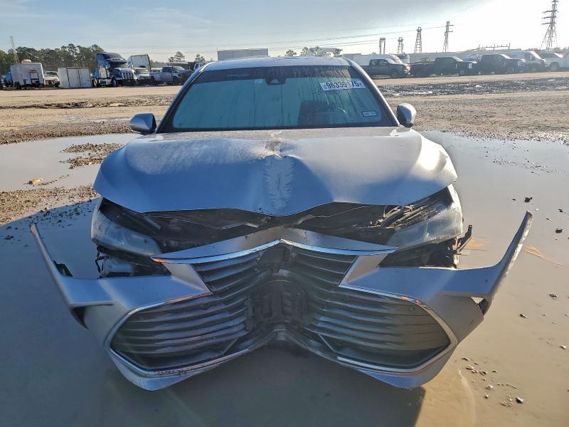 2019 Toyota Avalon xle