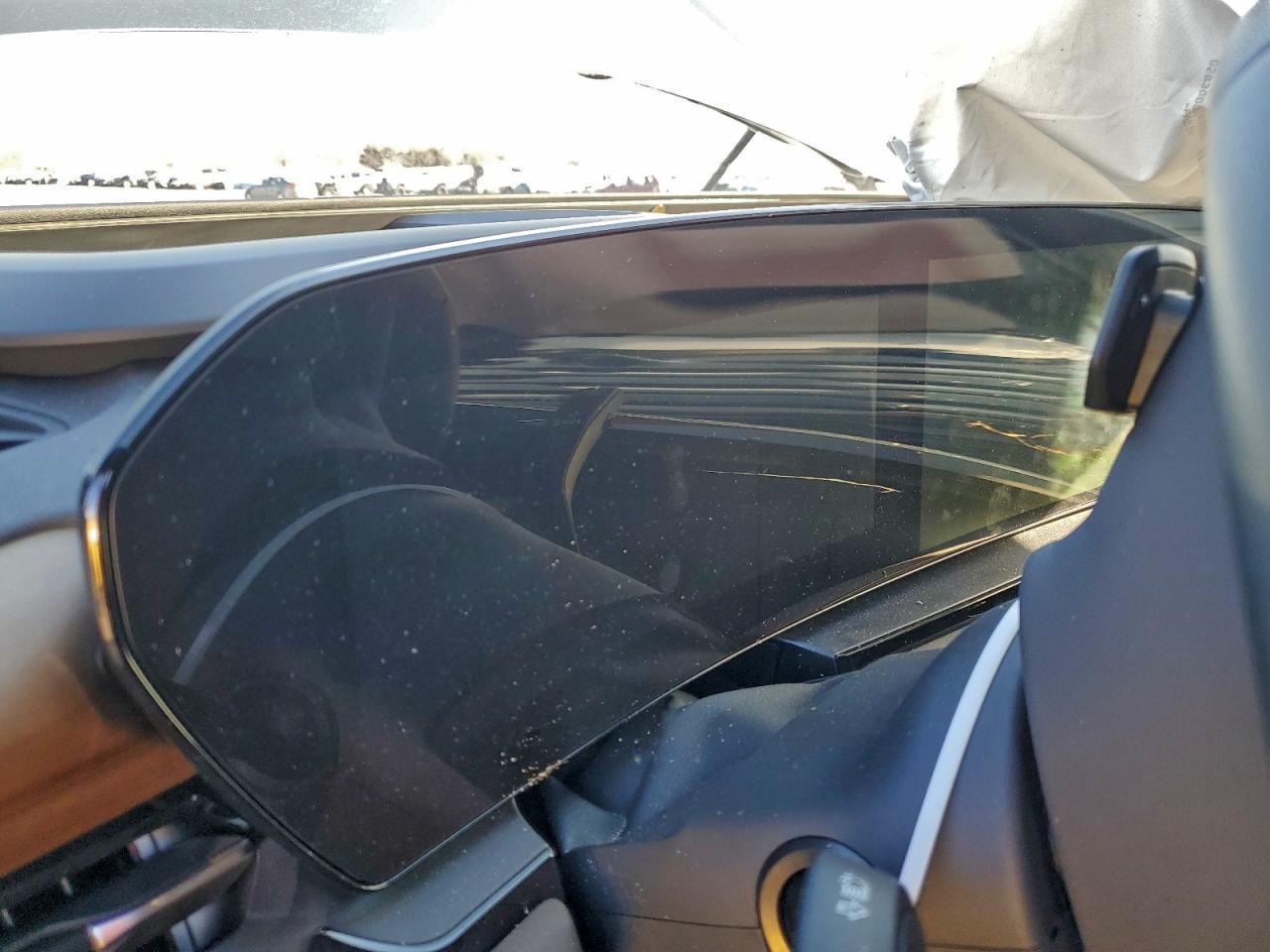 2025 Audi Q6 E-tron Premium Plus