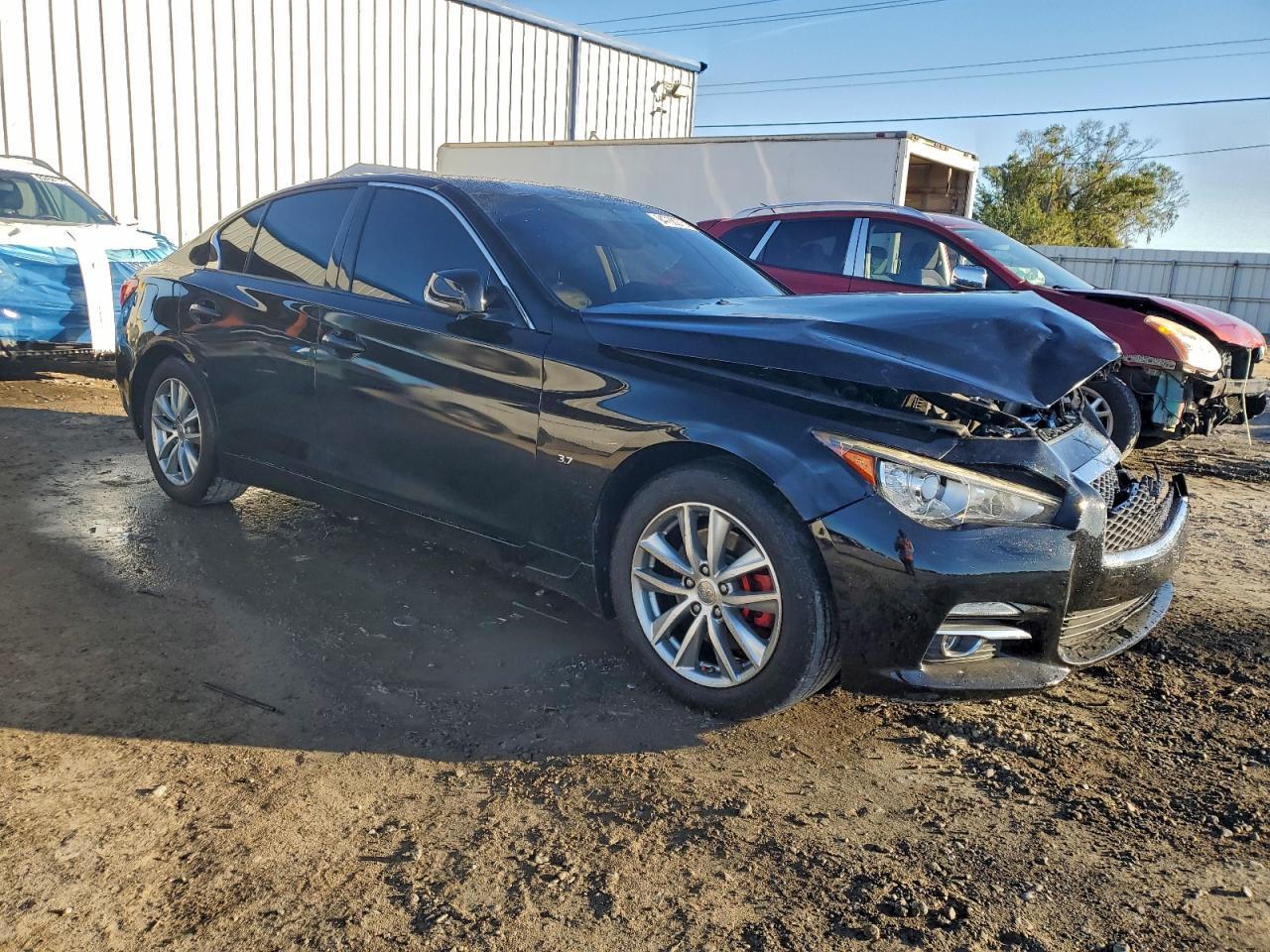 2015 Infiniti Q50 Base