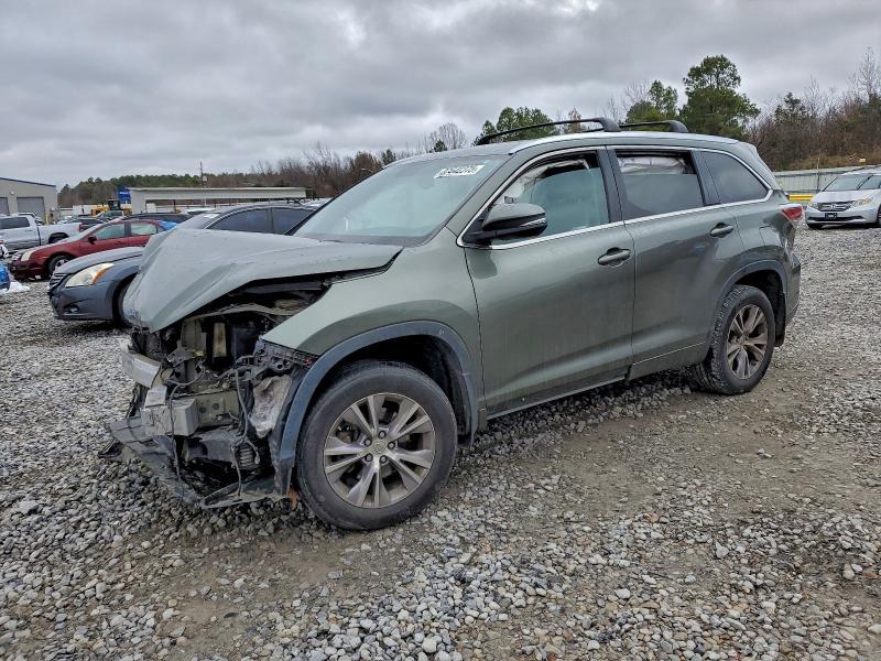 2015 Toyota Highlander xle