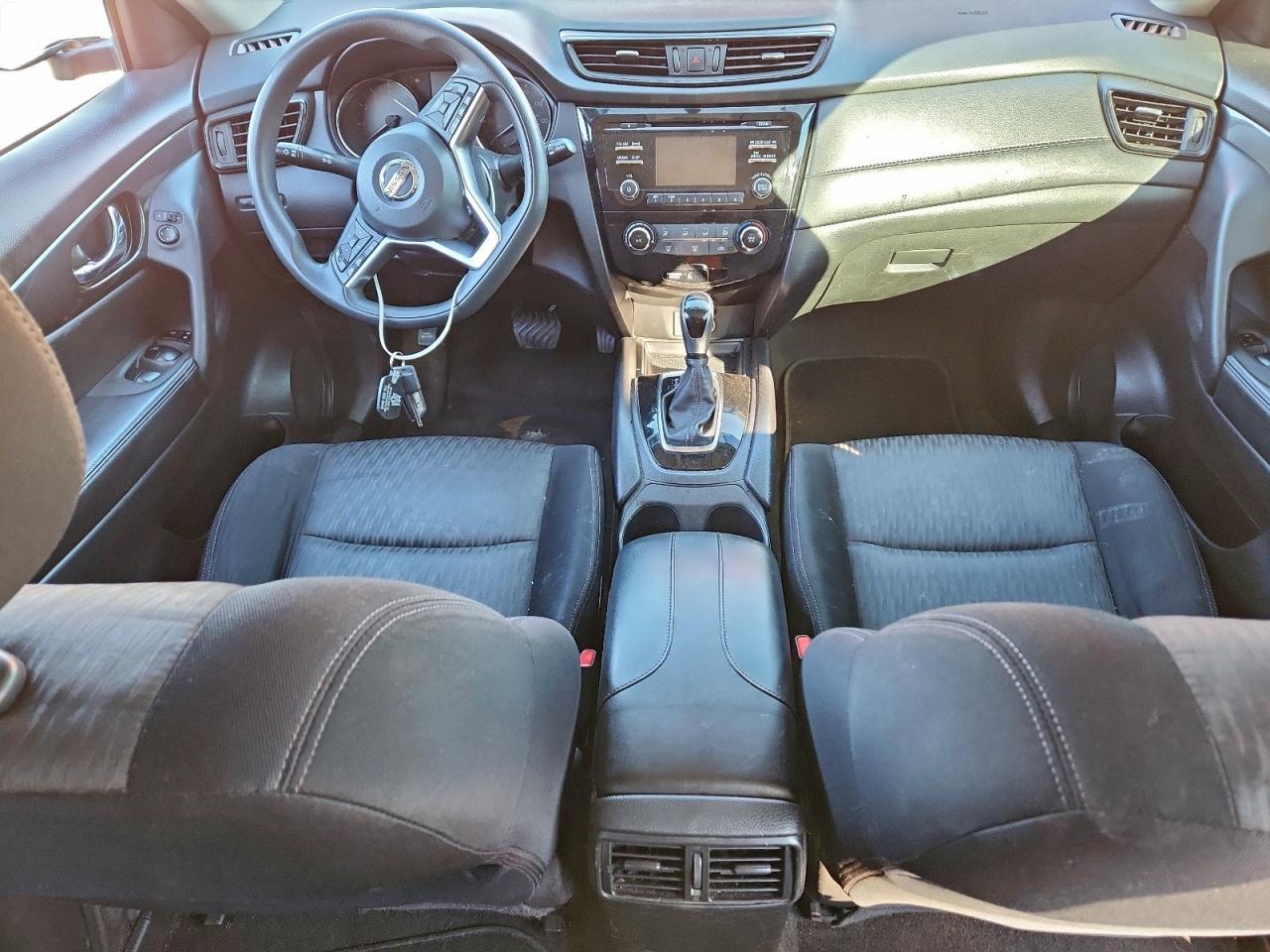 2017 Nissan Rogue s