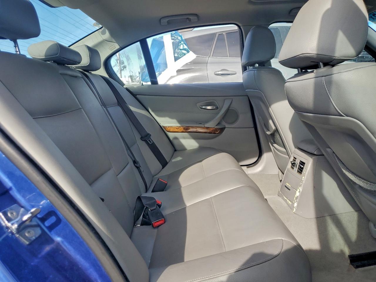2007 BMW 328 i