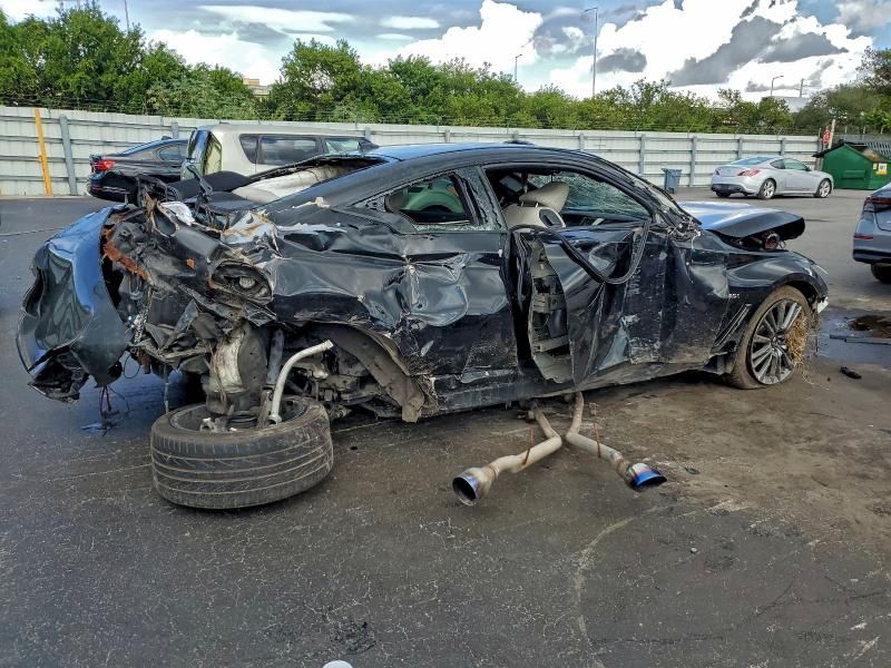 2018 Infiniti Q60 Luxe 300