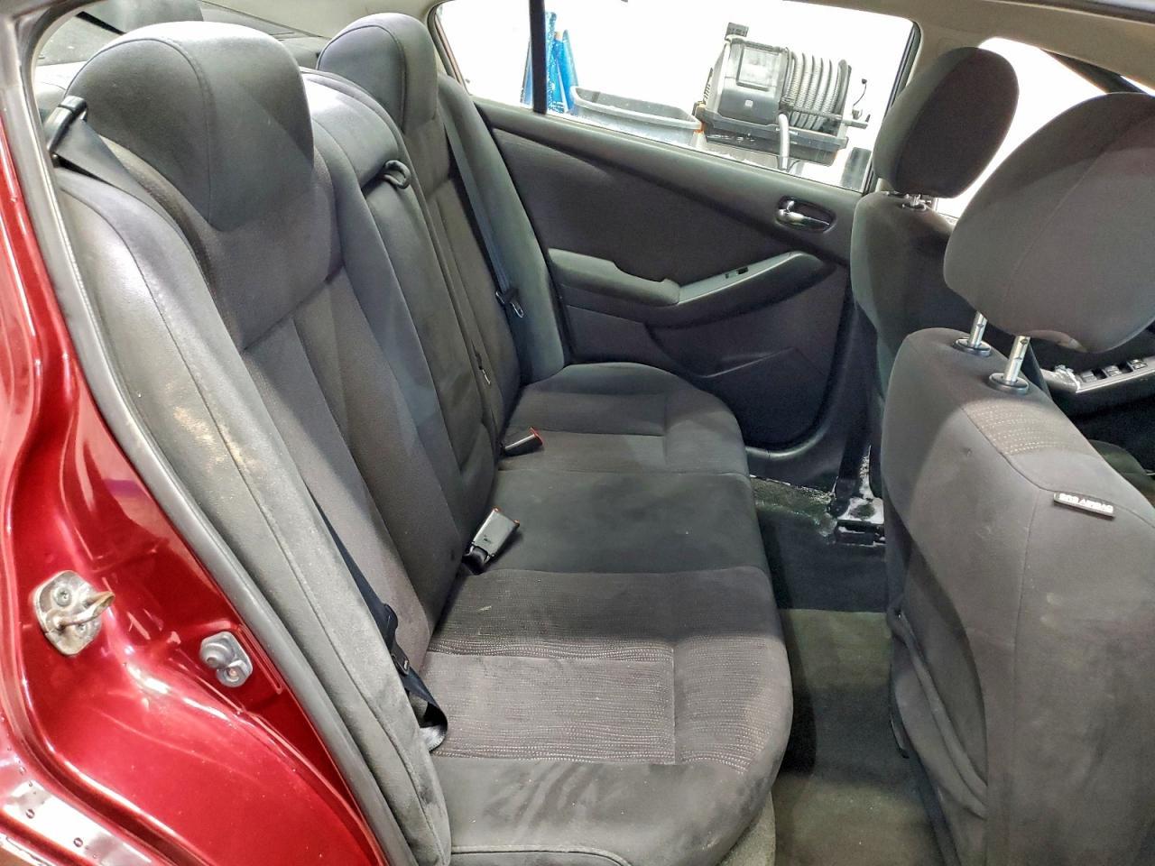 2010 Nissan Altima Base