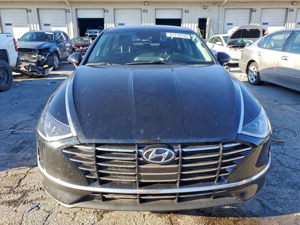2023 Hyundai Sonata se