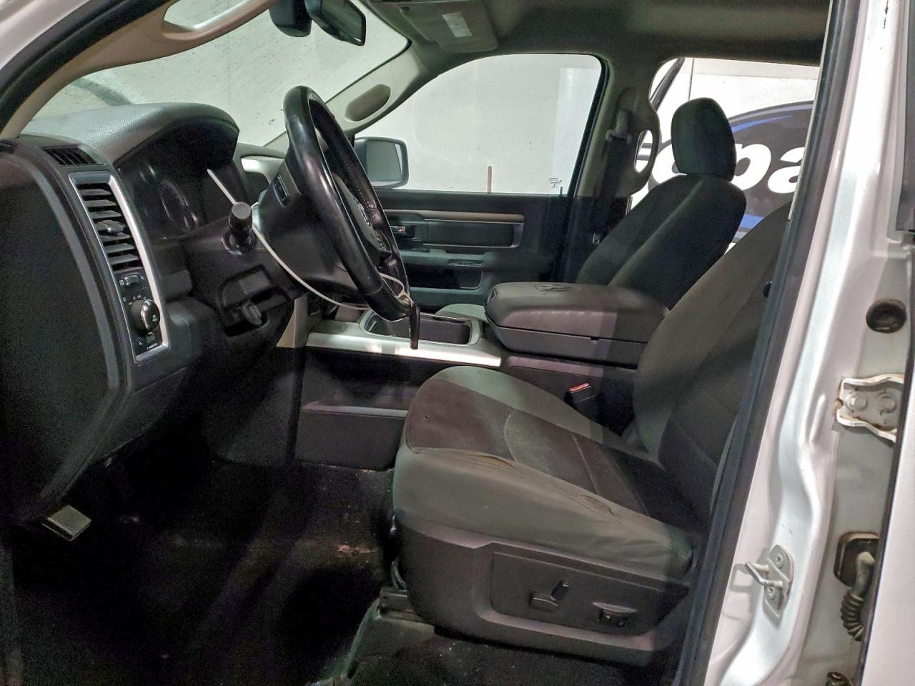 2015 Dodge RAM 1500 SLT