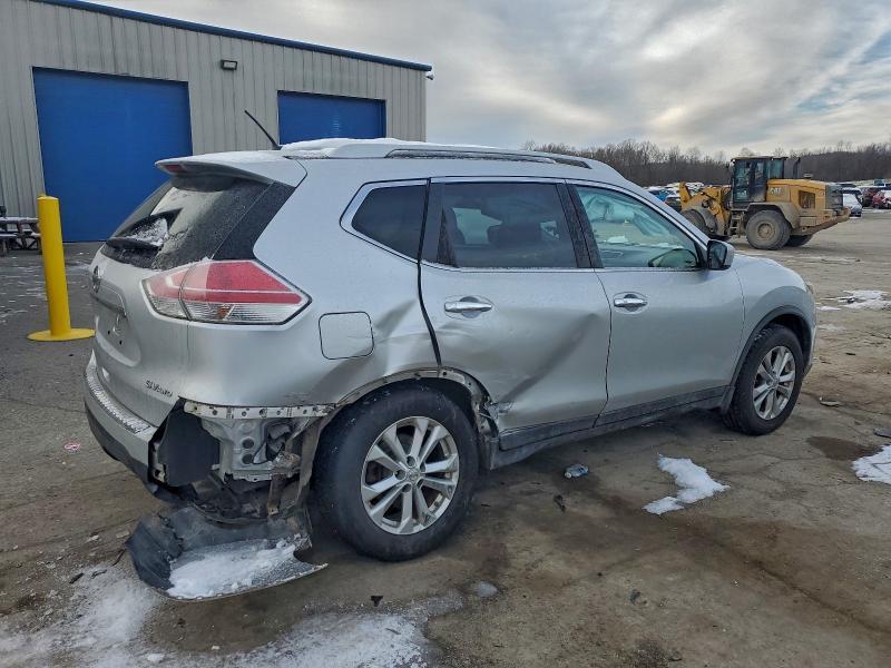 2015 Niss Rogue