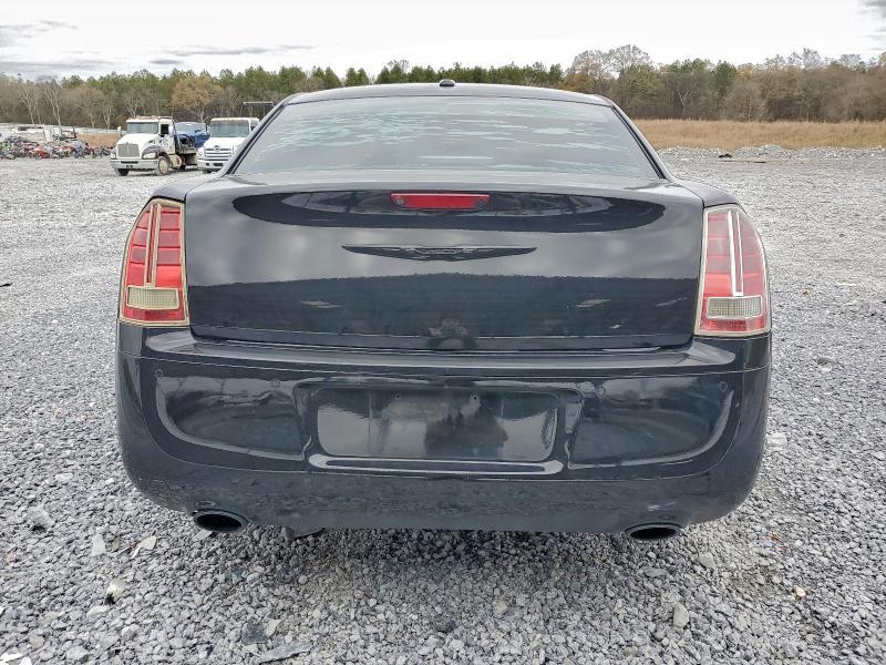 2013 Chrysler 300c Luxury