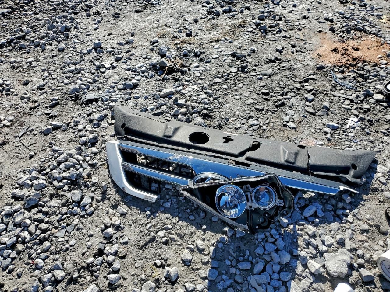 2008 Hyundai Entourage gls