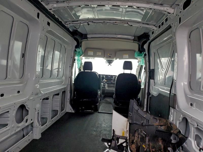 2025 Ford Transit T-250