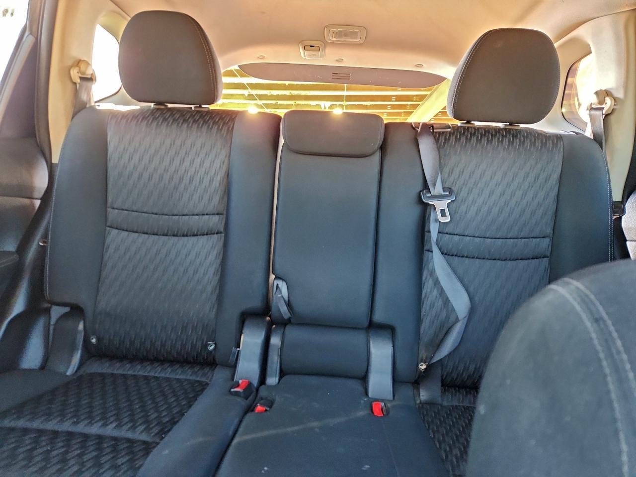 2018 Nissan Rogue s