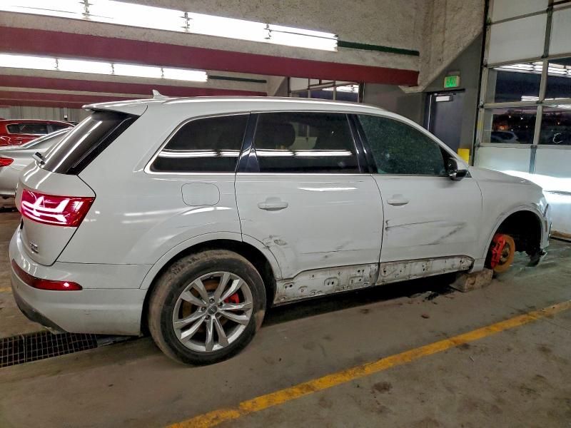 2017 Audi Q7 Premium Plus