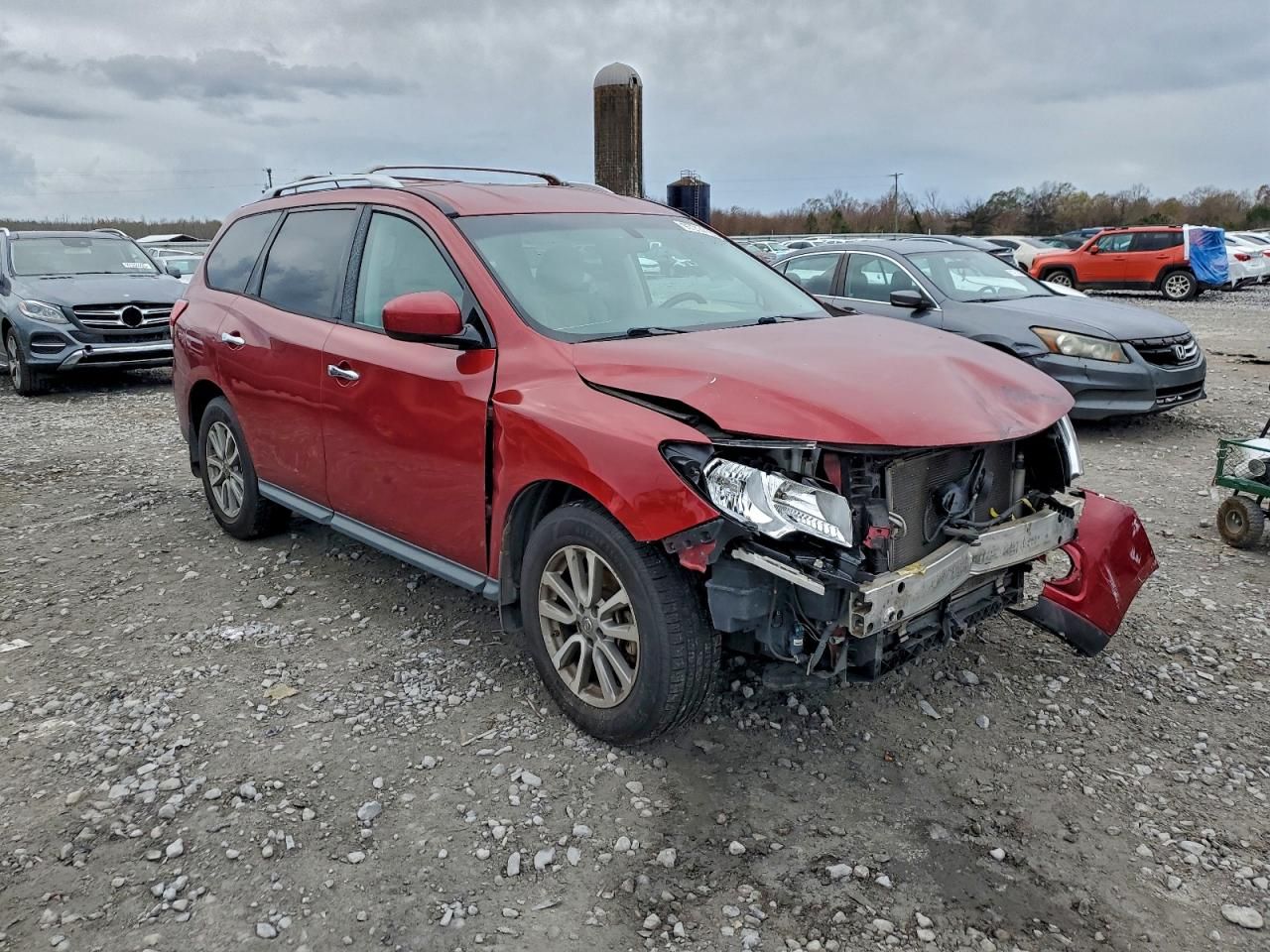 2016 Nissan Pathfinder s