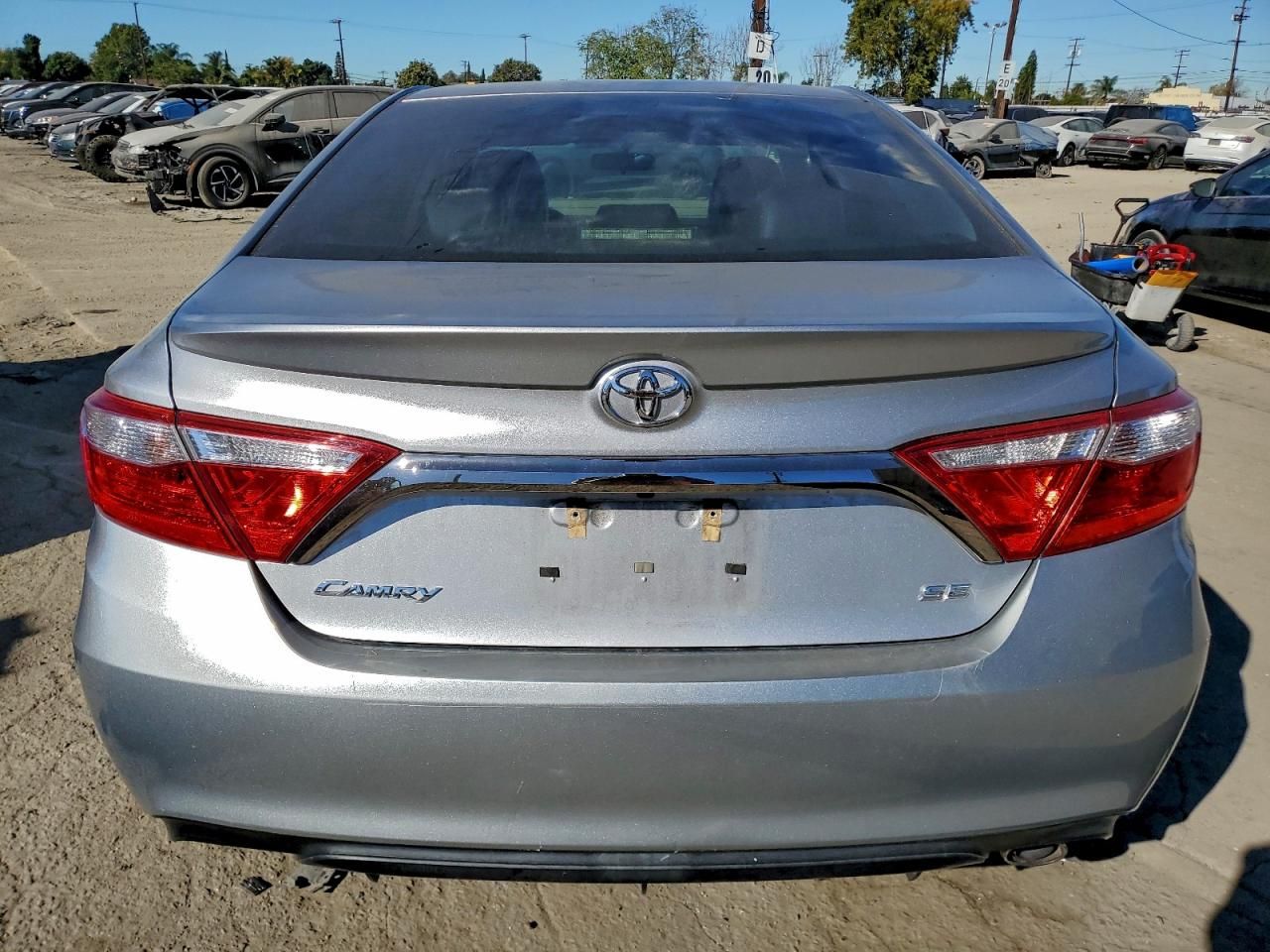 2016 Toyota Camry le