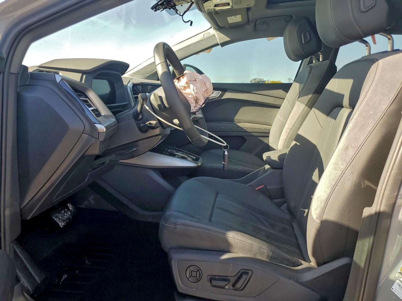 2025 Audi Q4 E-tron Premium