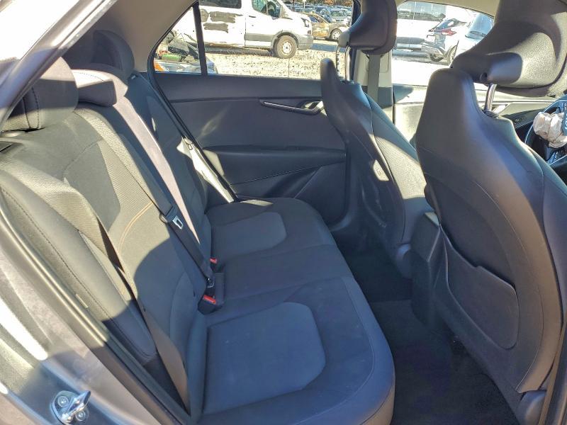 2023 KIA Niro lx