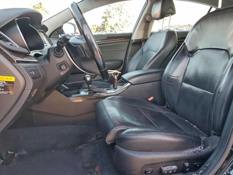 2014 KIA Cadenza Premium