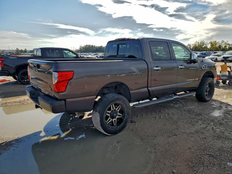 2016 Nissan Titan XD SL