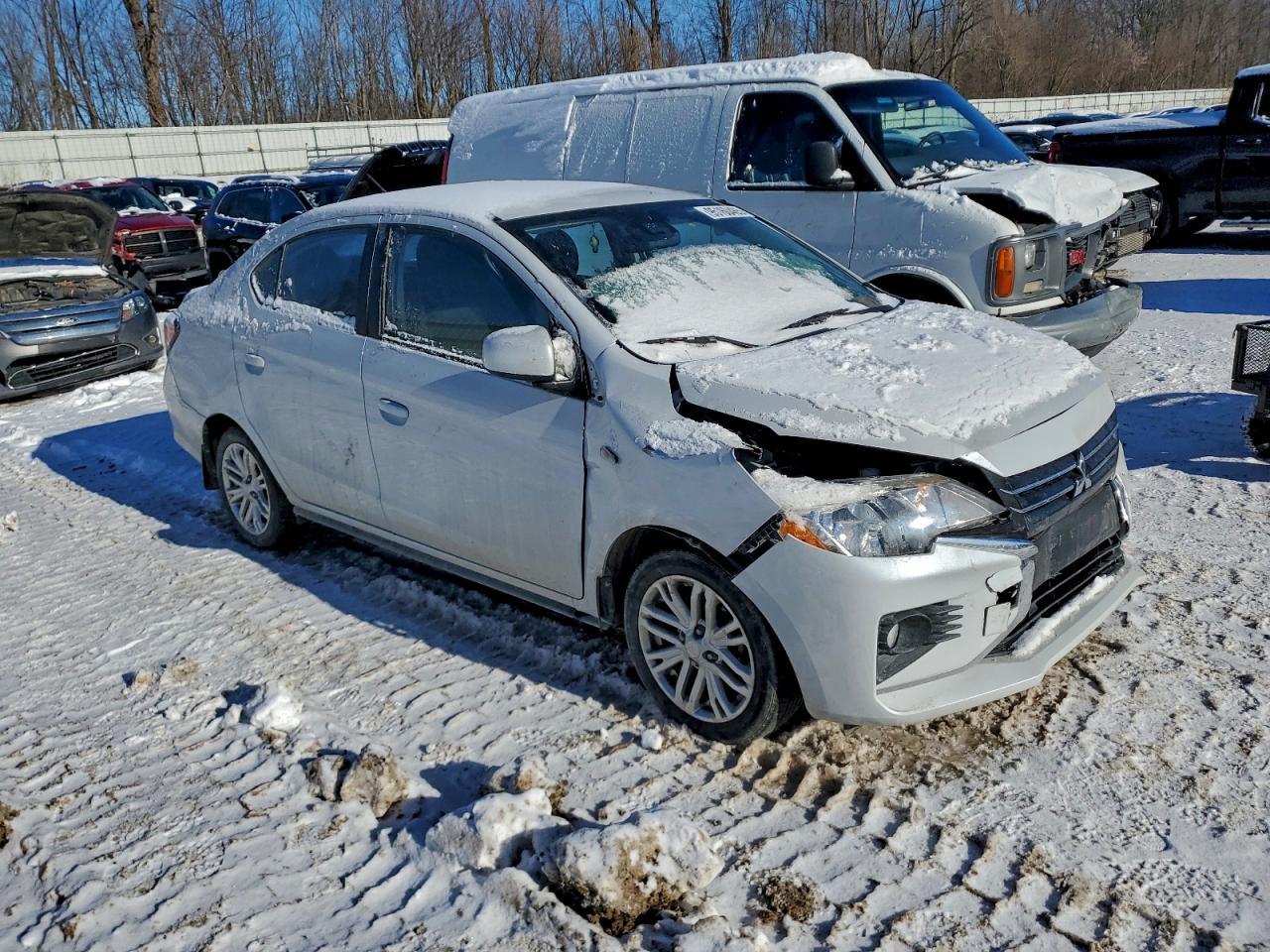 2023 Mitsubishi Mirage G4 es