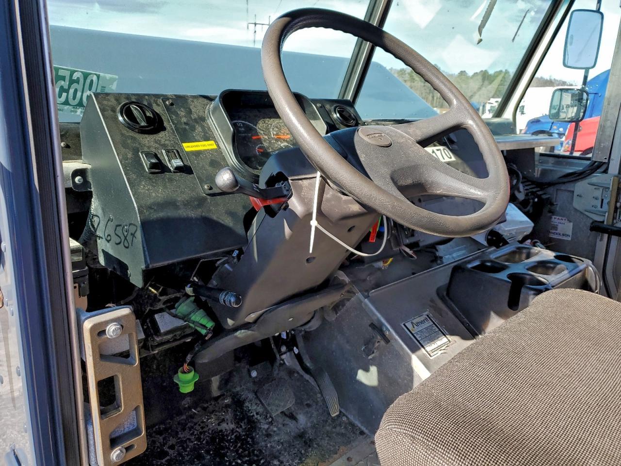 2020 Freightliner MT45G Delivery Truck